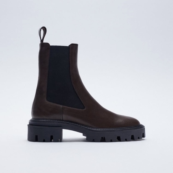 Zara Shoes - NWOT Brown Leather Chelsea Boots- Size 8